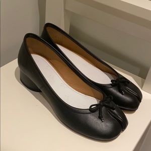 Maison Margiela Black Tabi Kitten Heels size36 US6